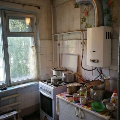 Продается двухкомнатная квартира в Котовске оп 48кв.м.. 3...